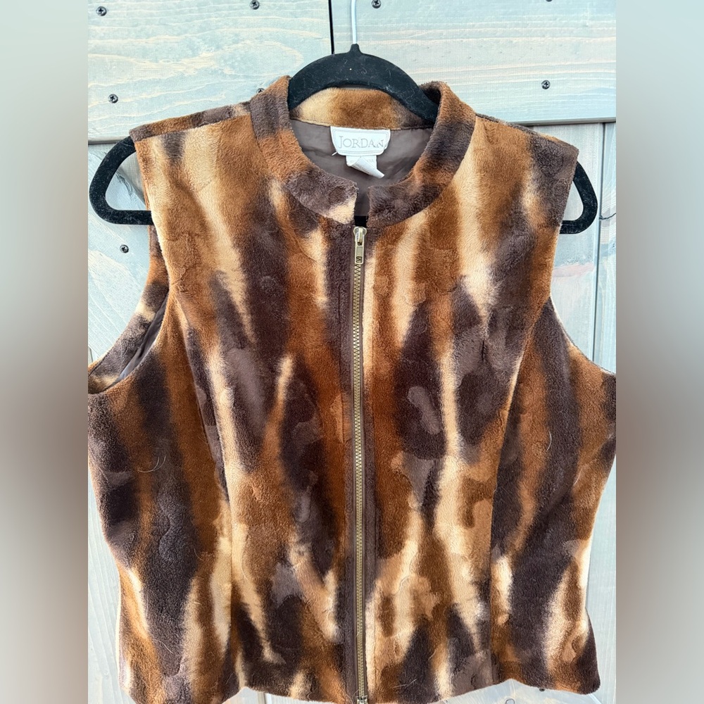 Vintage Y2K Jordan Faux Fur Zip Front Vest Brown Animal Print Size Large